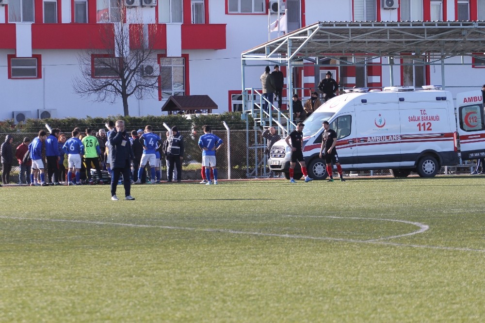 Yeşil sahada üzücü sakatlık, kafatası kırıldı 