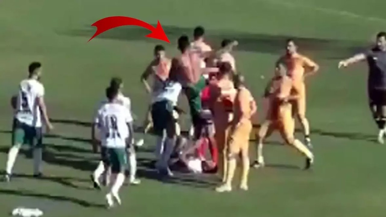 Yeşil sahalarda daha neler göreceğiz! Hakeme uçan tekme attı