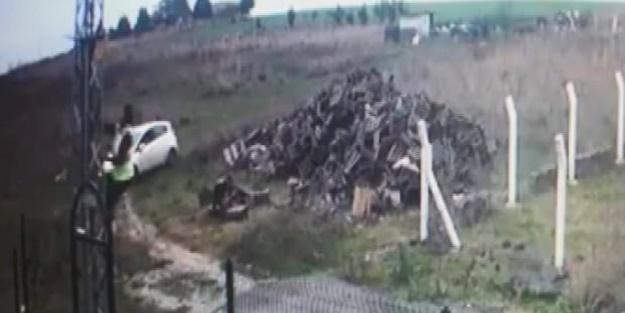 Yeşil yeleği giyip geldi! Mahalleli fark etti