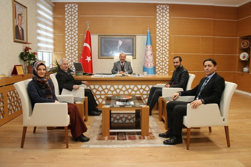 Yeşilay Kütahya Şubesi’nden Müdür Başyiğit’e ziyaret 