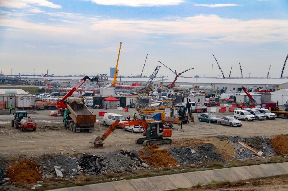 Yeşilköy salgın hastanesi açılış için gün sayıyor 