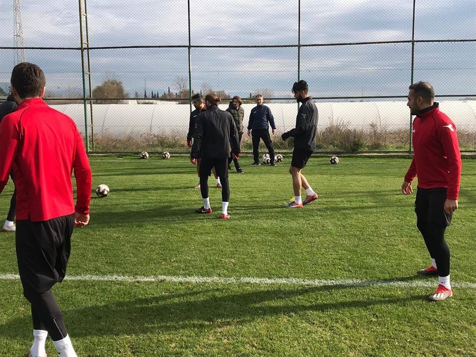 Yeşilyurt Belediyespor kamptaki ilk hazırlık maçını kazandı 