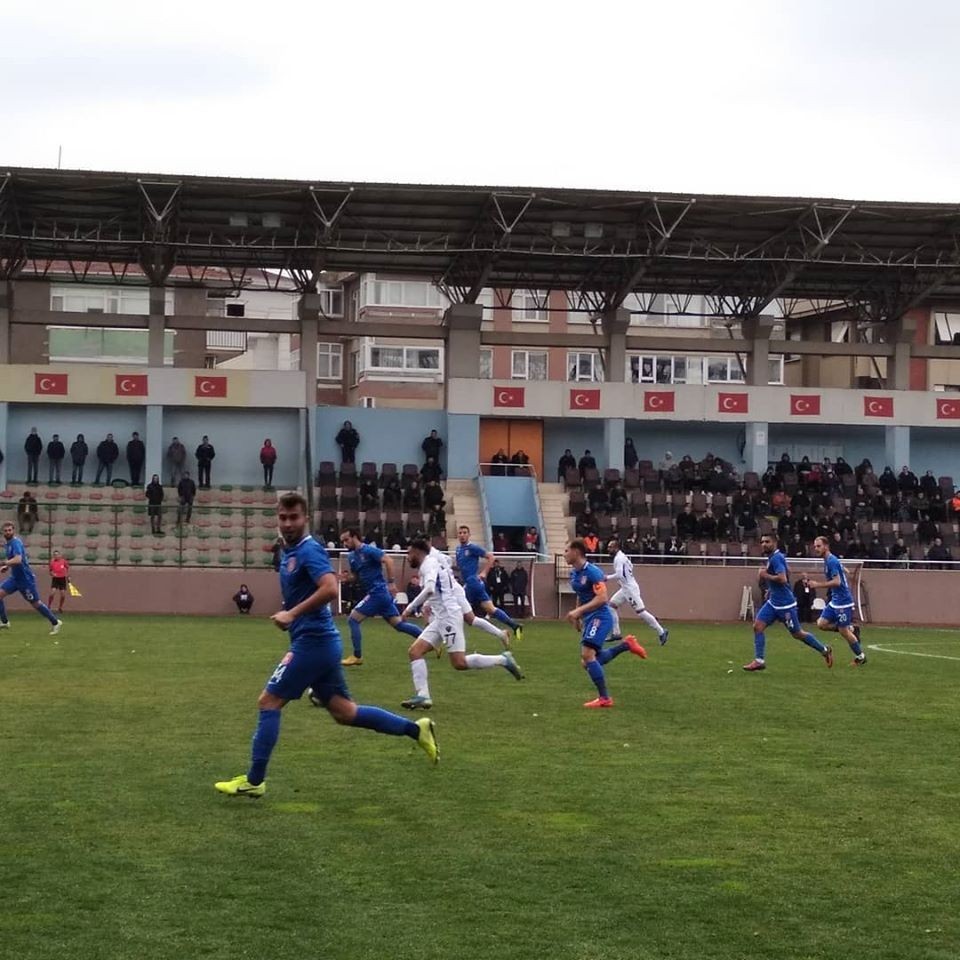 Yeşilyurt Belediyespor lidere tek golle kaybetti 