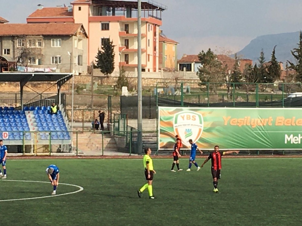 Yeşilyurt Belediyespor sahasında Yozgat 1959’u 1-0 yendi 