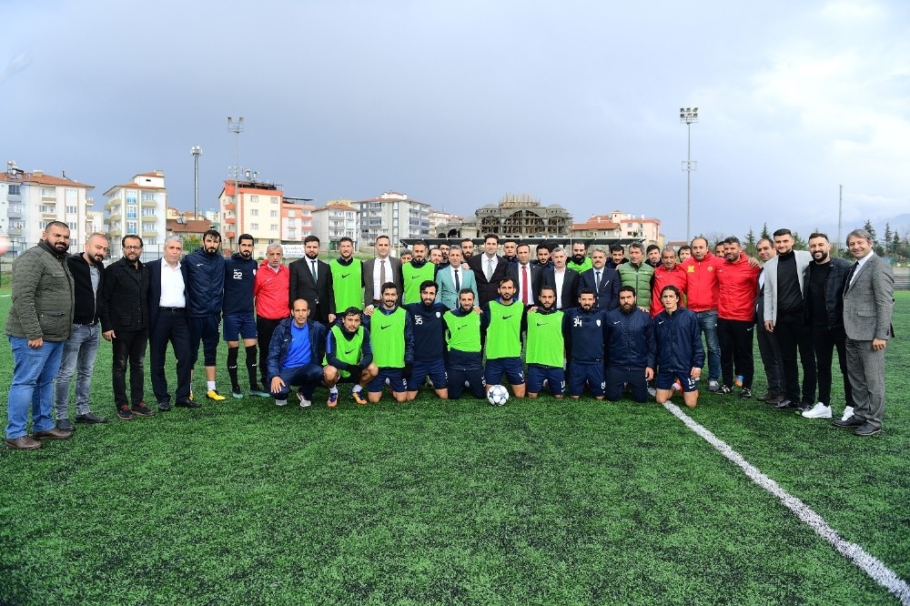 Yeşilyurt Belediyespor şampiyonluk için kenetlendi 