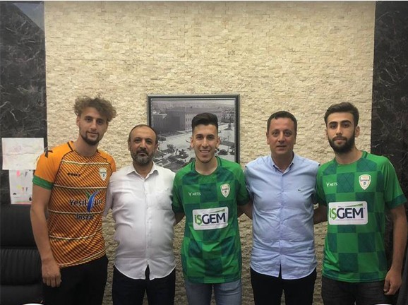 Yeşilyurt Belediyespor transfere doymuyor 