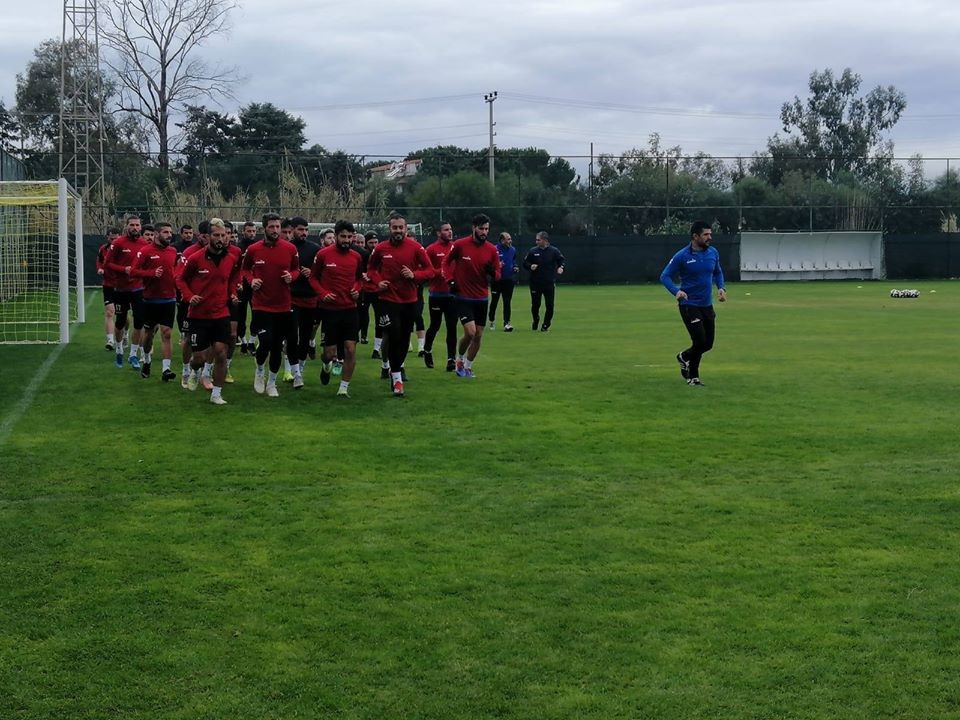 Yeşilyurt Belediyespor’da Gülerce takımının başında ilk çalışmaya çıktı 