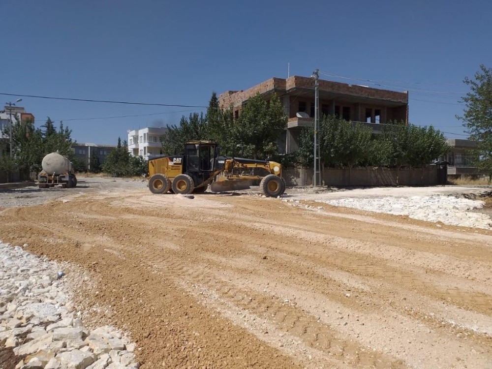 Yeşilyurt Mahallesi’nde asfalt öncesi hazırlıklara başlandı 