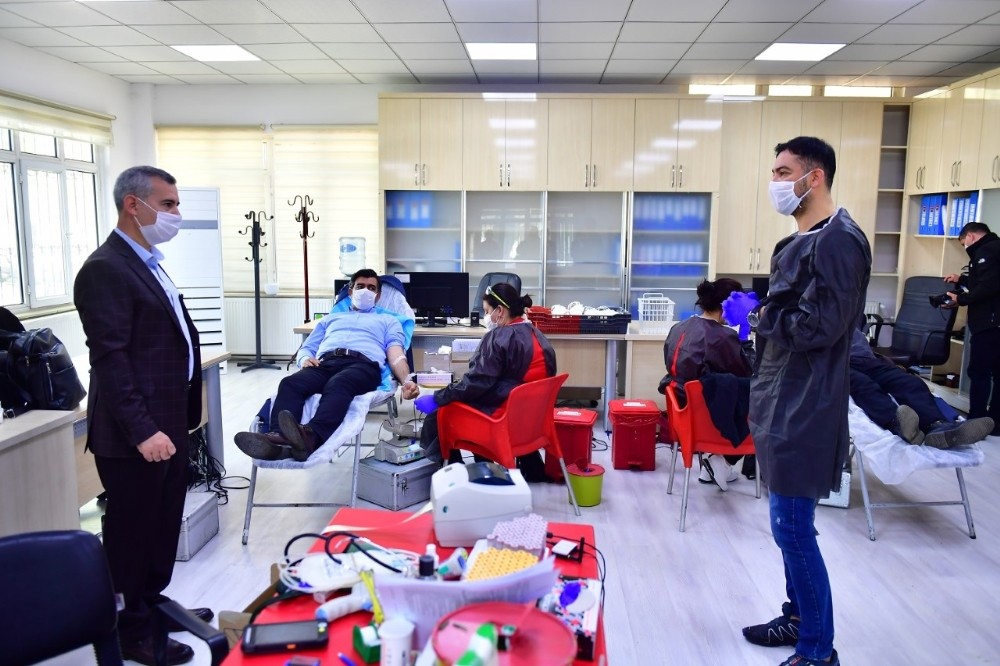 Yeşilyurt’ta kan bağış kampanyasına destek 