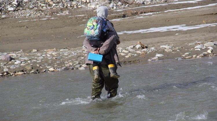 'Yeterki çocuklarım okusun'