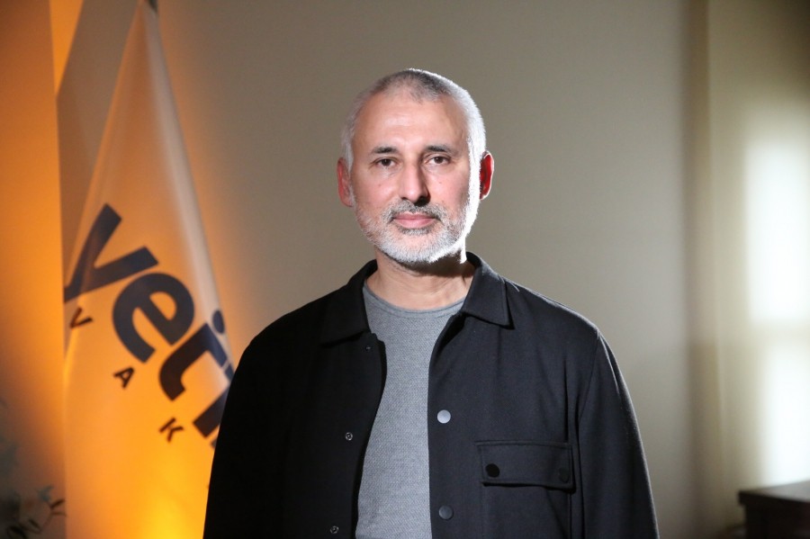 Yetim çocuklar cepheye sürülüyor