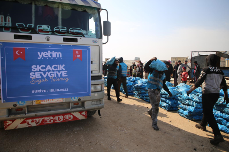 Yetim Vakfı’ndan bin 200 aileye kış desteği