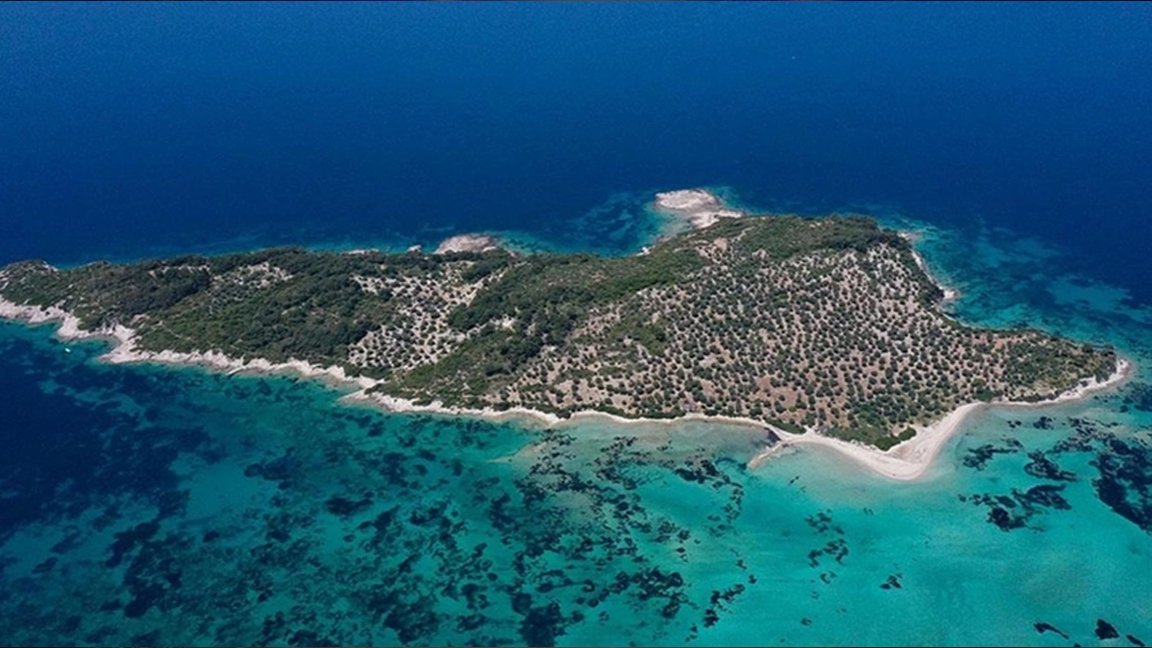 Yetişen alıyor: Garip Adası icradan satılığa çıkarıldı!