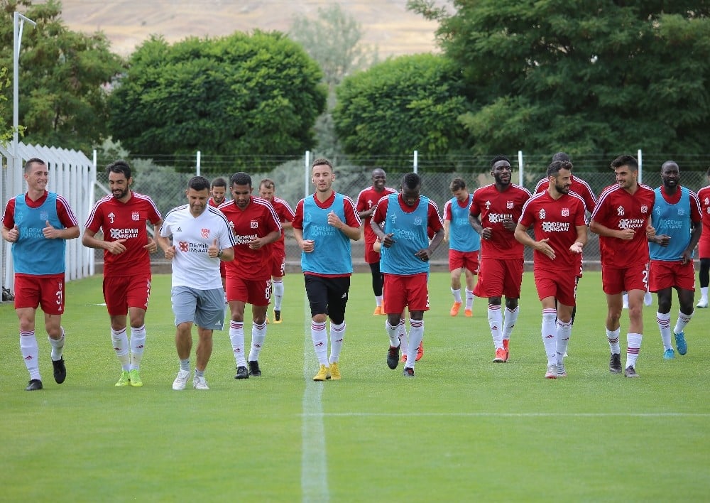 Yiğido, Beşiktaş’a bileniyor 