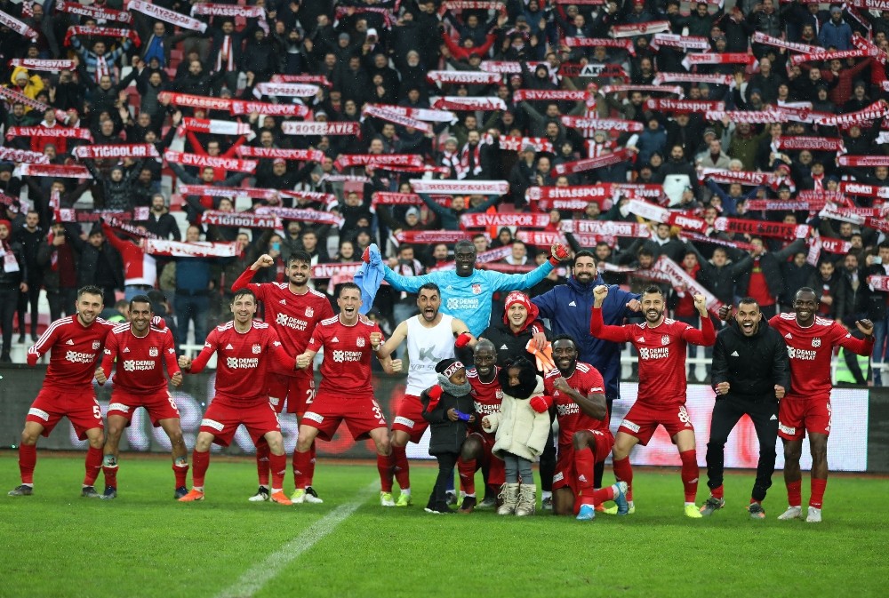 Yiğidolar’dan zirve pozu 