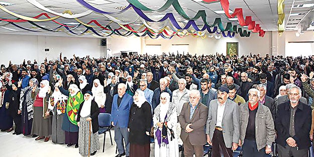 Yıkım ekibi işbaşı yaptı