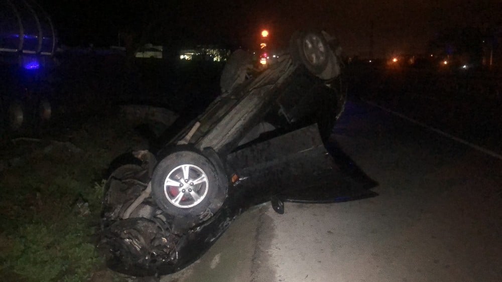 Yılbaşı gecesi alkollü sürücünün kullandığı otomobil takla attı: 1 ölü, 2 yaralı 
