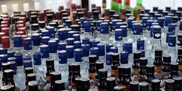 Yılbaşı öncesi İstanbul'da kaçak içki operasyonu: Binlerce litre sahte alkol ele geçirildi!