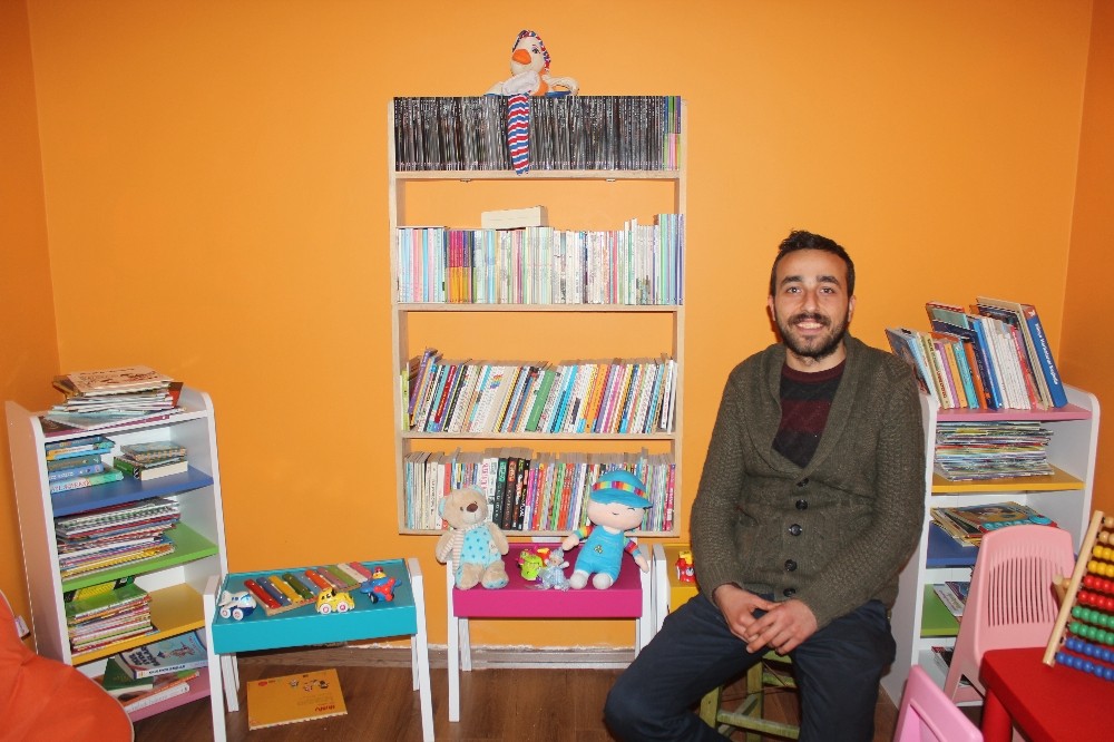 Yılbaşında çocuklara kitap ve oyuncak dağıtacaklar 