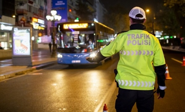Yılbaşında seyahat yasağı olacak mı?