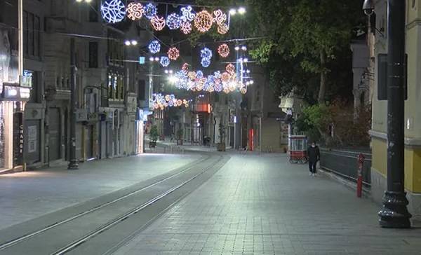 Yılbaşında sokağa çıkma yasağı var mı?