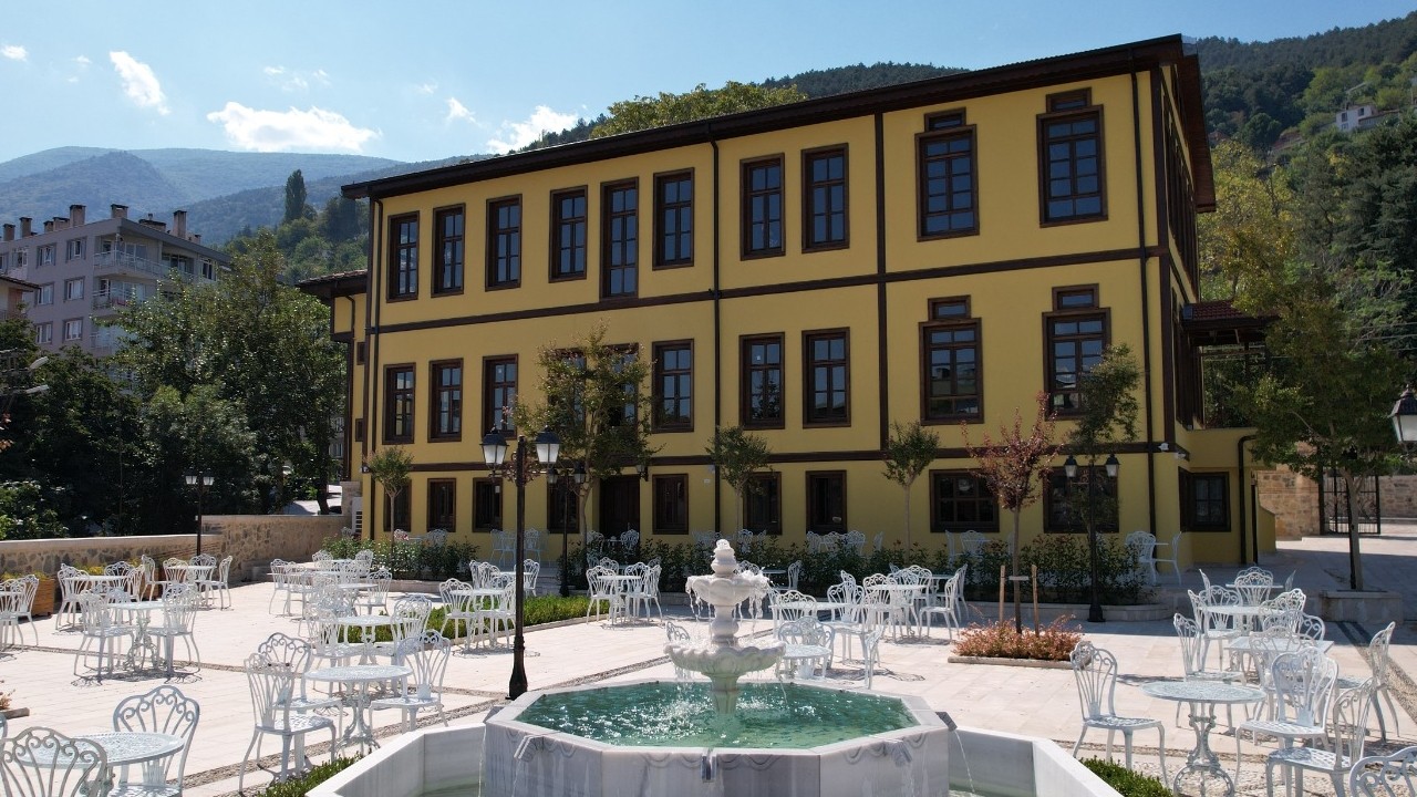 Yıldırım Belediyesi ilçede bulunan tarihi ve kültürel yapıları bir bir restore ederek Bursa'ya kazandırıyor