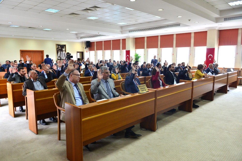 Yıldırım Belediyesi’nde 9 müdürlük kapatıldı 