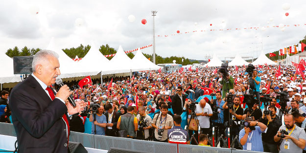 Yıldırım: Biz yürürsek milletle yürürüz
