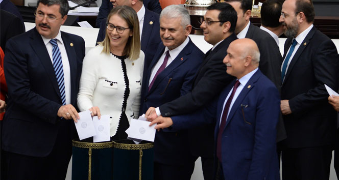 Yıldırım hızıyla devir