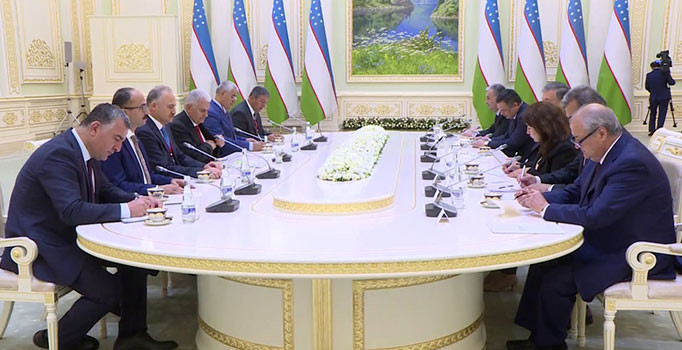 Yıldırım, Mirziyoyev ile görüştü