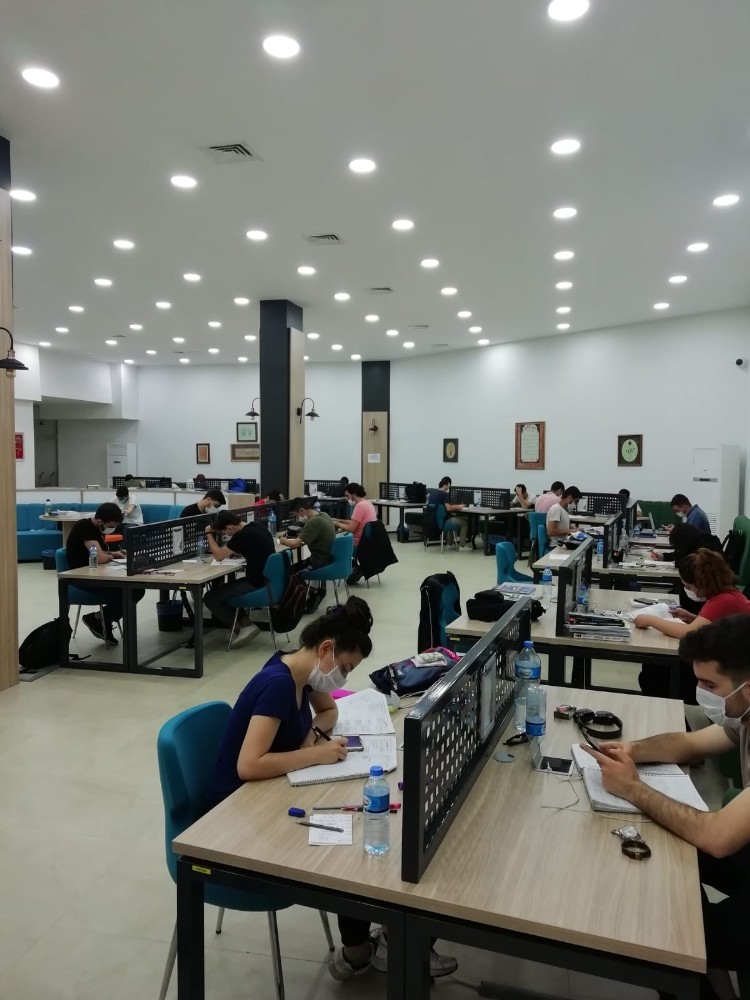 Yıldırımlı gençler kıraathane ile buluştu 