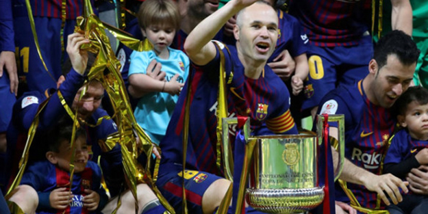 Yıldız futbolcu resmen açıkladı! Barcelona'da büyük şok