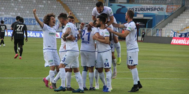 Yıldız futbolcudan Erzurum şampiyonluğu kutlaması