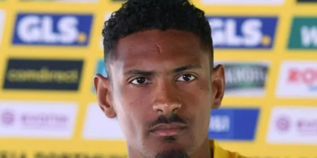 Yıldız futbolcunun son hali yürek burktu!