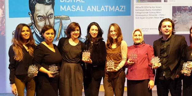 Yıldız Holding markaları IAB Mixx Ödüllerinde 6 ödülle “Mutlu Anlar” yaşadı