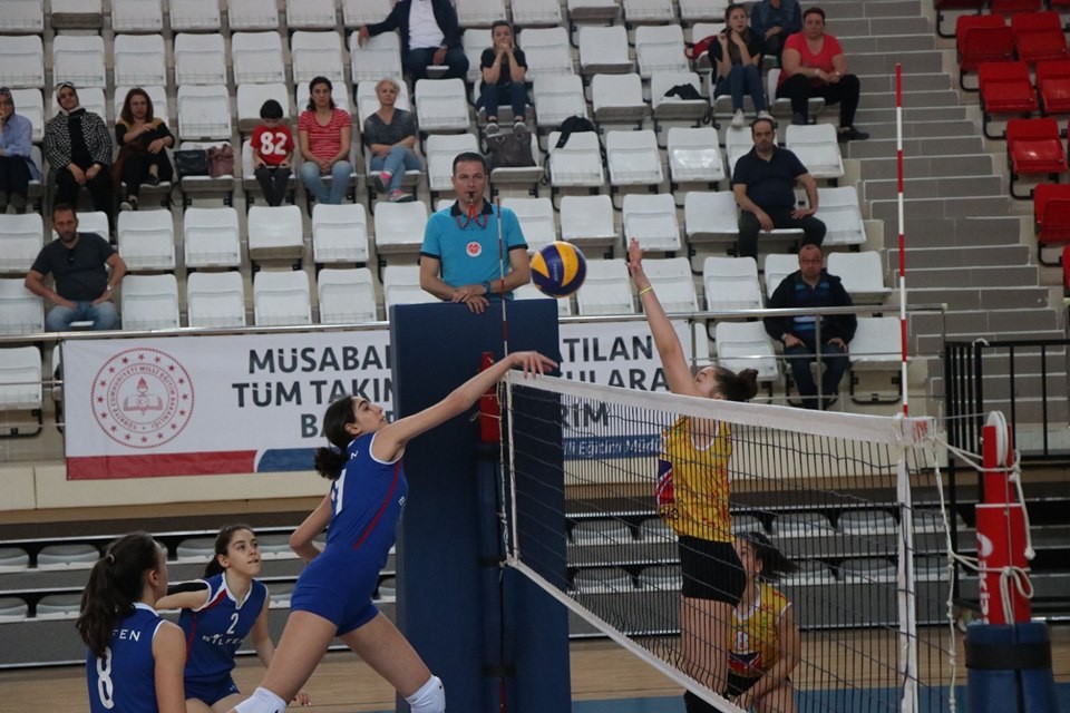 Yıldız Kızlar Türkiye Şampiyonası devam ediyor 