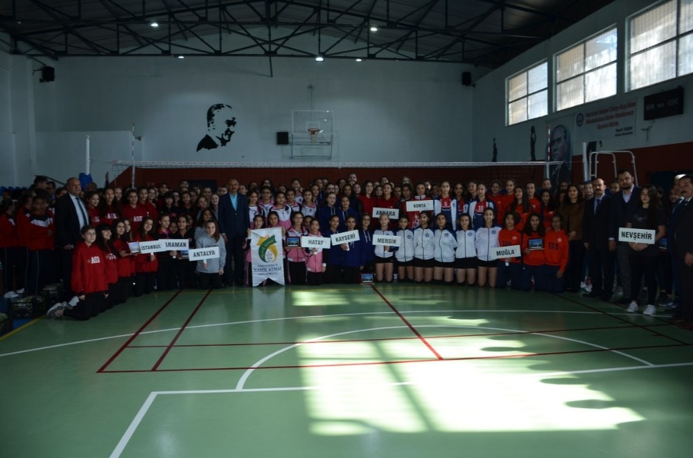 Yıldız Kızlar Voleybol Türkiye Grup Elemeleri Bozyazı’da yapılıyor 