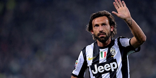 Yıldız oyuncu futbolu bıraktı