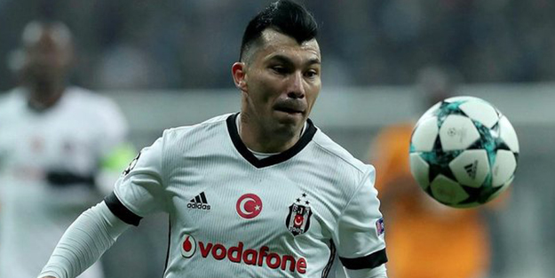 Beşiktaşlı yıldız: “Tekmeye kafa…