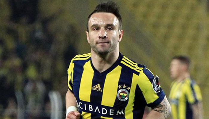 Yıldız oyuncu Valbuena gemileri yaktı!