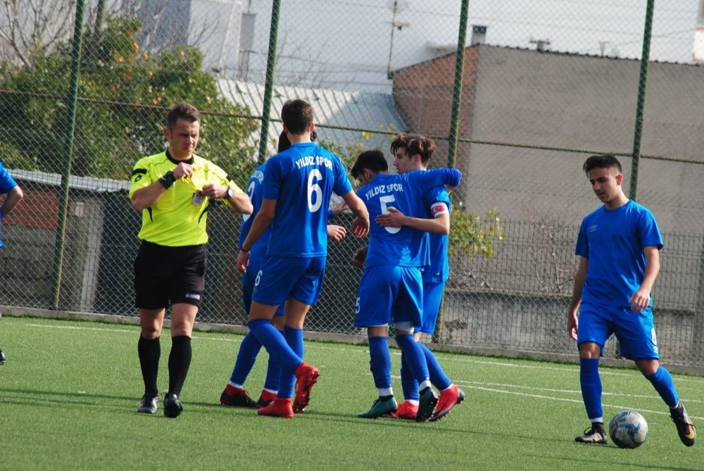 Yıldızspor U-17 Takımı Türkiye Şampiyonasına gitmeyi garantiledi 