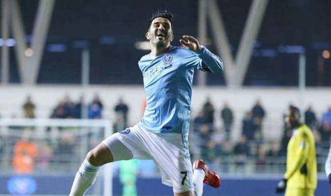 Yılın futbolcusu David Villa!