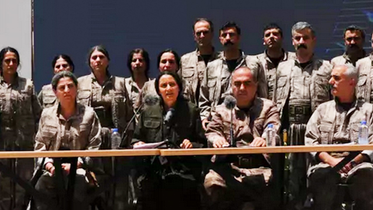 Yıllar önce de yeni dönemi o duyurmuş! Silahı ilk bırakan PKK'lı Bese Hozat'la ilgili çarpıcı detay