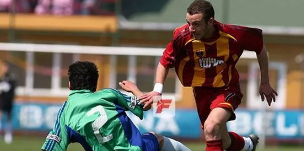 Yıllar sonra yuvaya dönüyor!