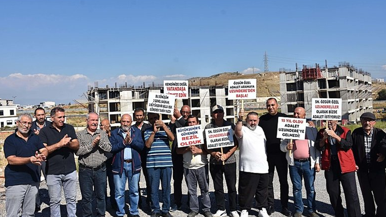 Yıllardır çözülmüyor! İzmir'de kentsel dönüşüm mağdurlarından CHP'ye tepki!