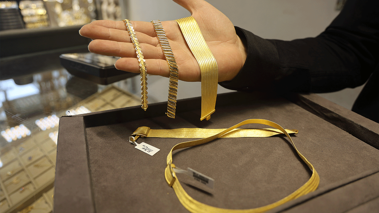 Yılların sarrafından yatırımcılara altın tavsiyesi! 4 bin 200 TL'ye çıkacak!