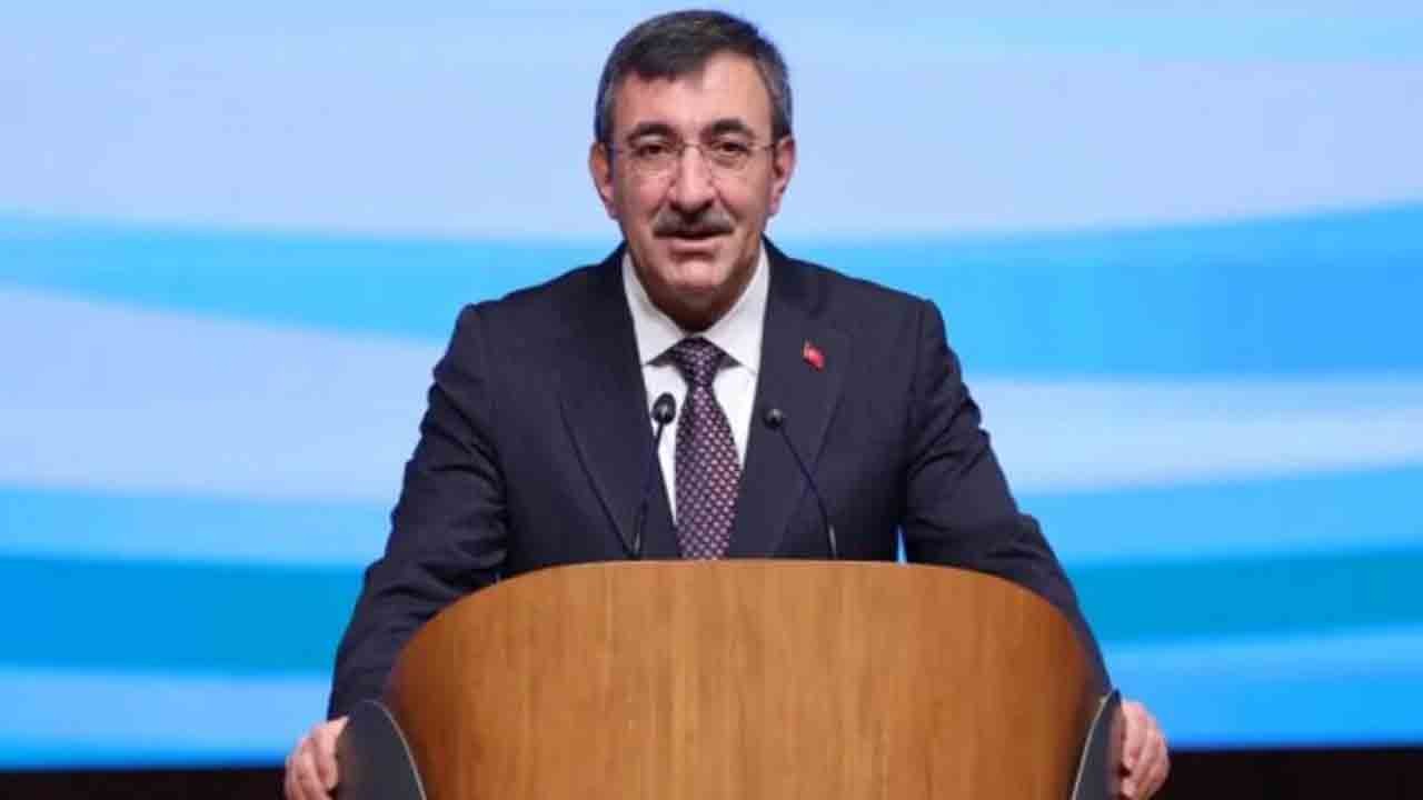 Yılmaz, İzmir’de 500 bin Sosyal Konut kura çekiminde konuştu: İzmir’de 21 bin 20 yeni konut inşa edilecek