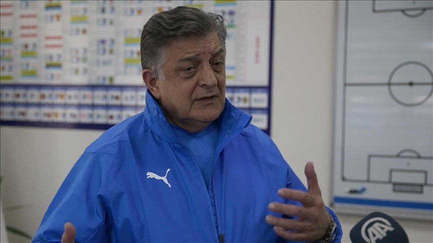 Yılmaz Vural, büyük kulüplerin yabancı teknik direktör tercihlerini eleştirdi