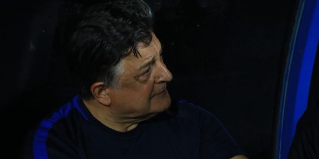 Yılmaz Vural fenalaştı, sağlık ekibi müdahale etti! İlk isteği bu oldu
