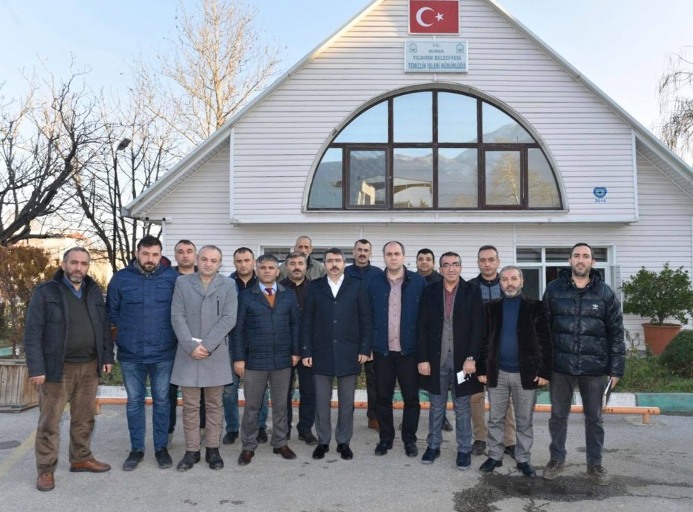Yılmaz’dan temizlik işlerine sürpriz ziyaret 